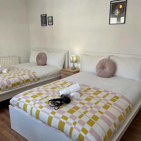 Lovely Rooms In Camden Town-Central ลอนดอน ภายนอก รูปภาพ