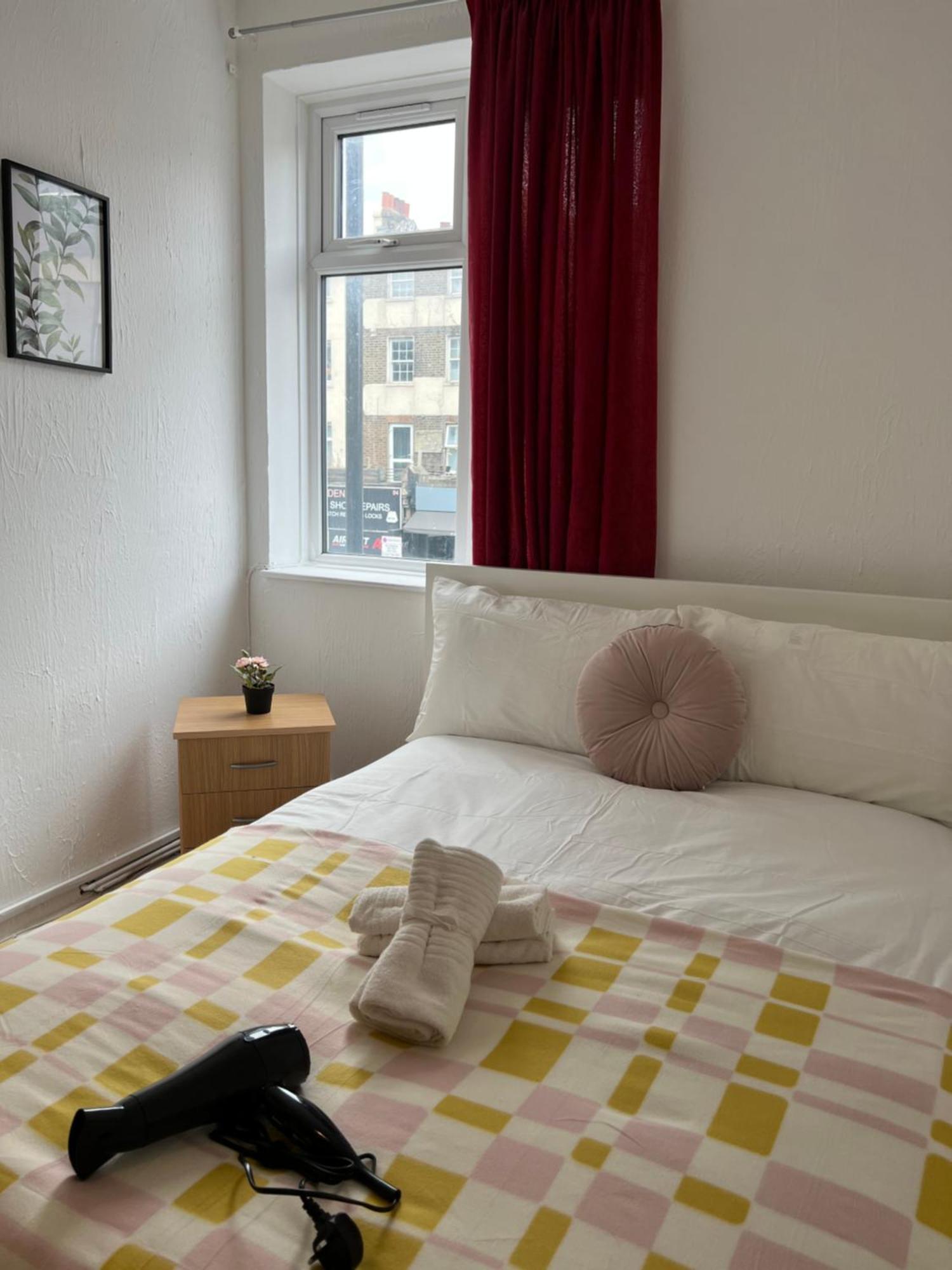 Lovely Rooms In Camden Town-Central ลอนดอน ภายนอก รูปภาพ