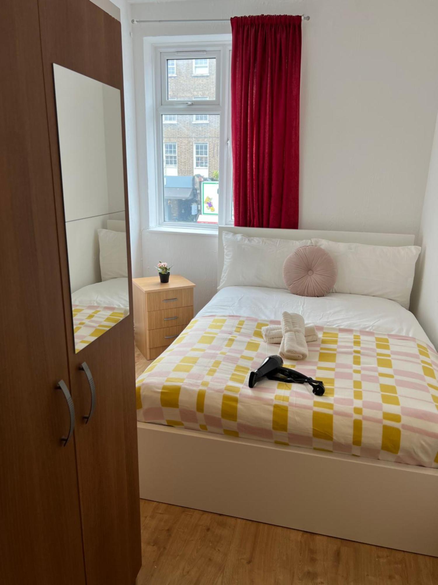 Lovely Rooms In Camden Town-Central ลอนดอน ภายนอก รูปภาพ